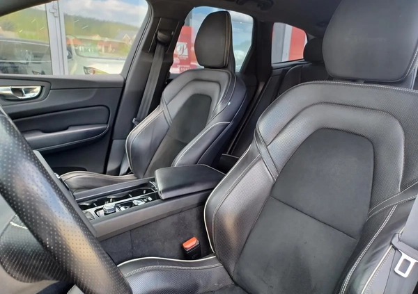 Volvo XC 60 cena 137900 przebieg: 182900, rok produkcji 2019 z Pelplin małe 137